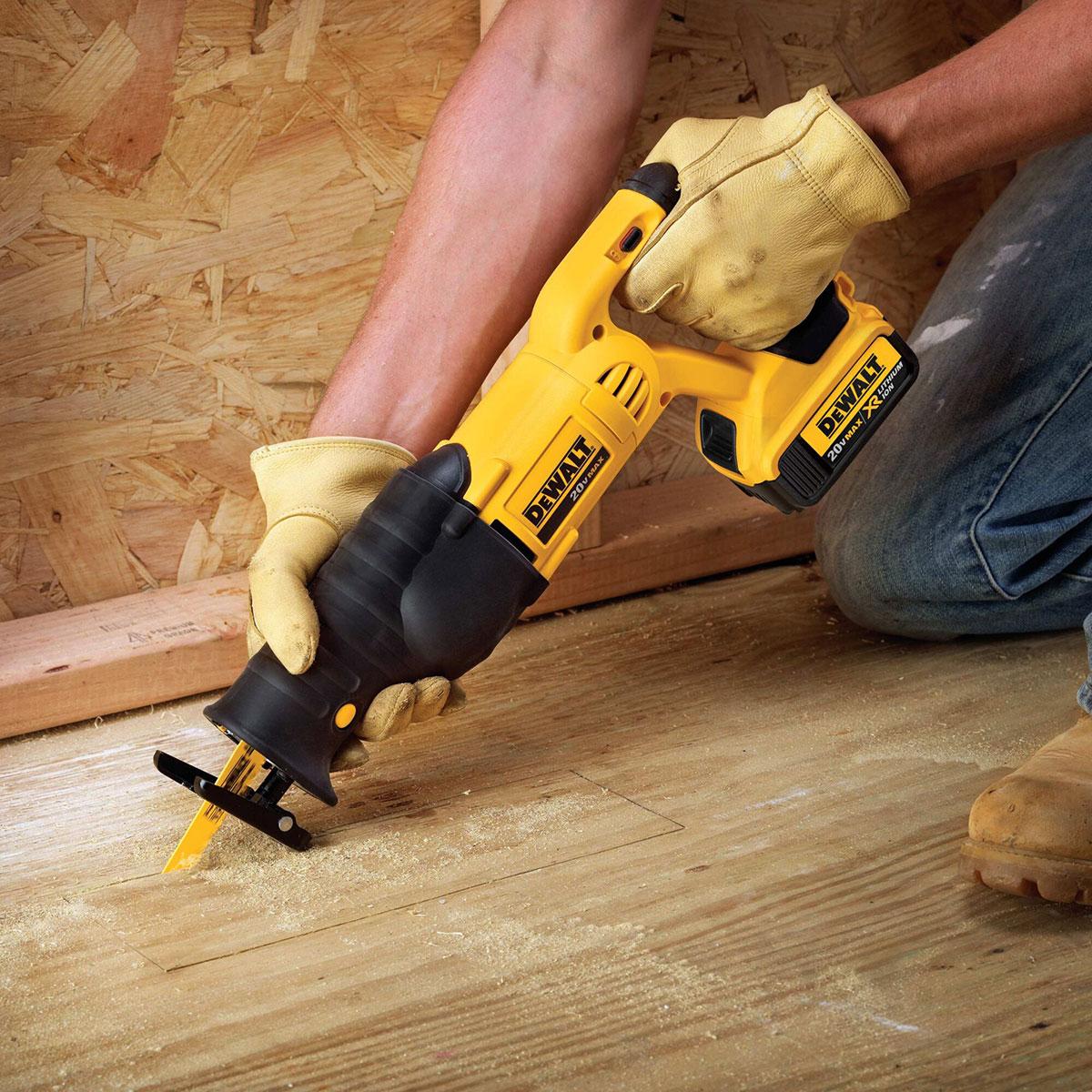 DeWalt 20V MAX Reciprocating Saw